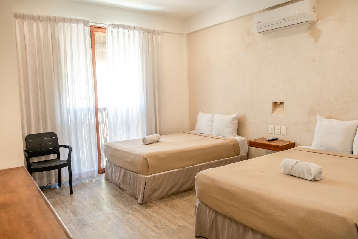 Hotel Pelecanus Suites gallery 2