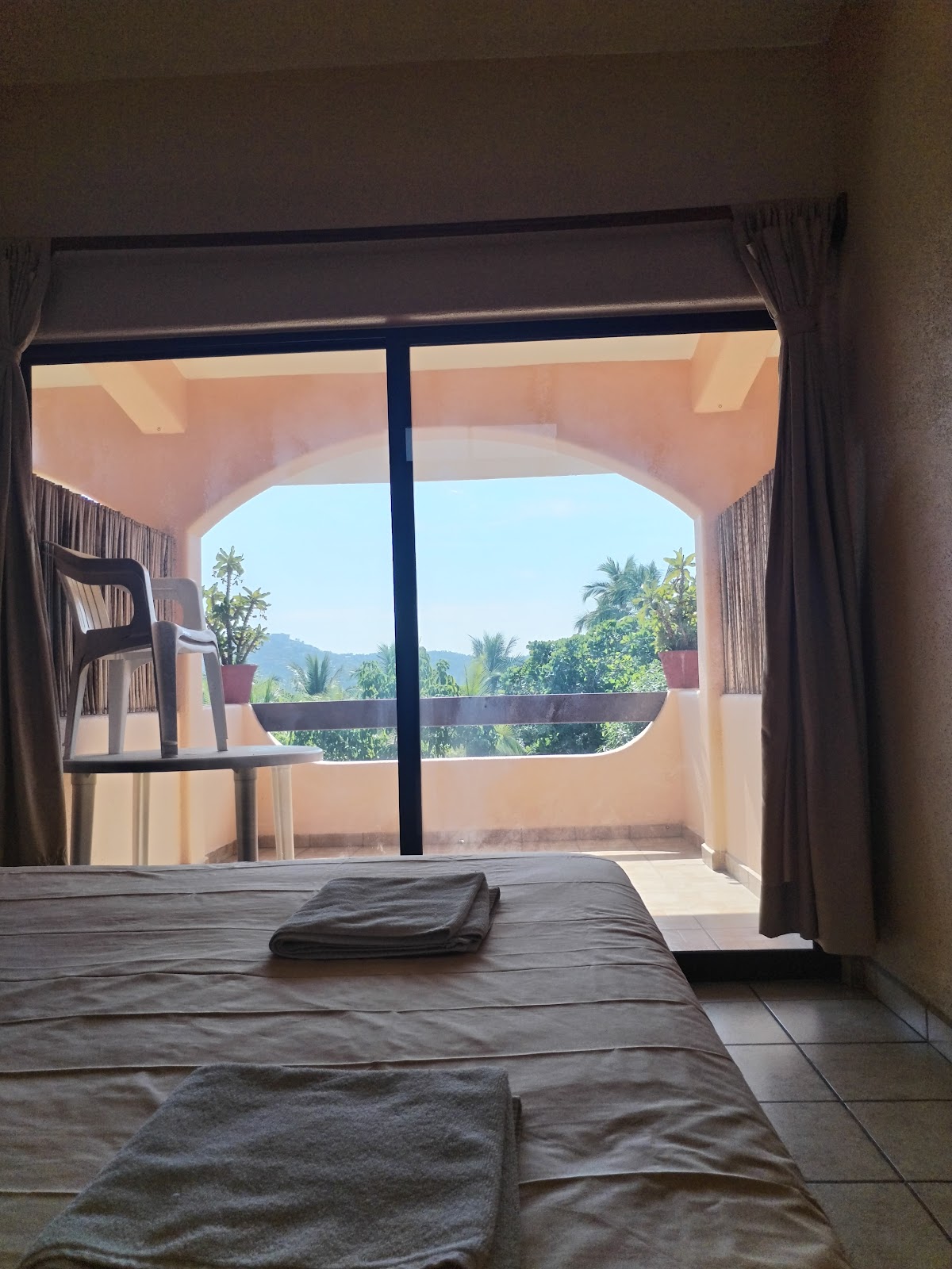 Hotel Plaza Zihua gallery 8