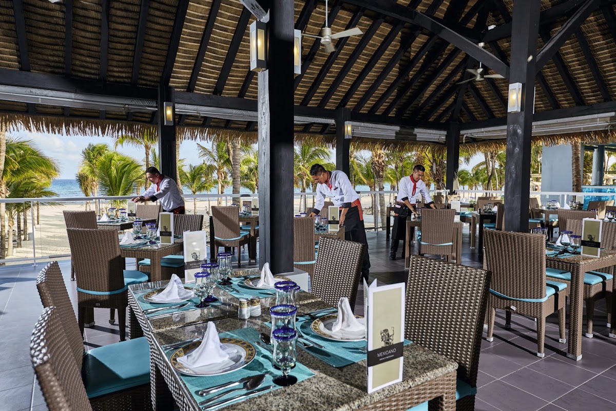 Hotel Riu Tequila gallery 9