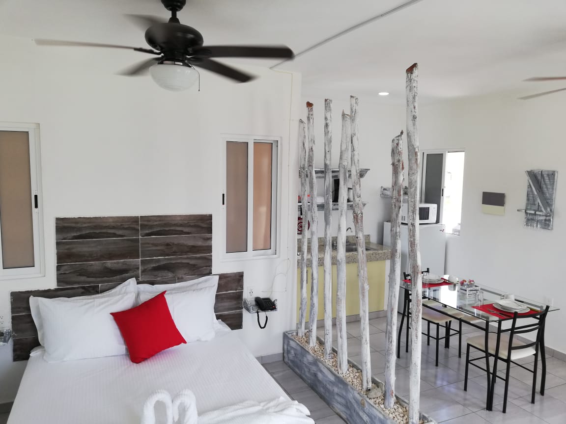 Hotel Suite 24 gallery 2
