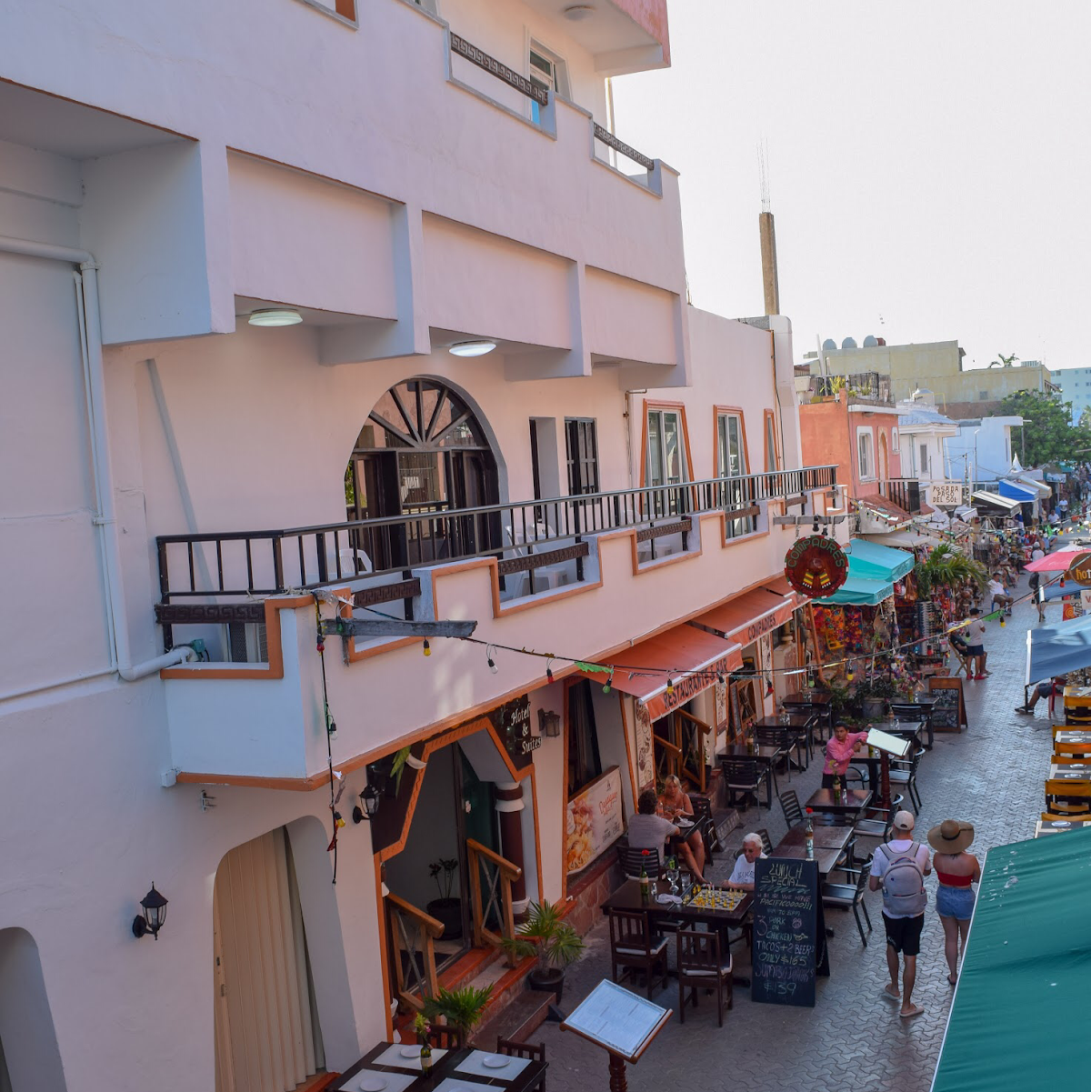 Hotel & Suites Bucaneros gallery 4