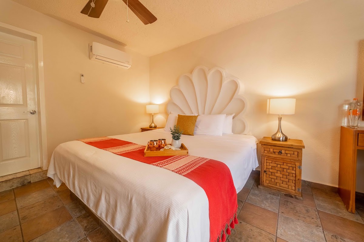 Hotel & Suites El Moro gallery 2