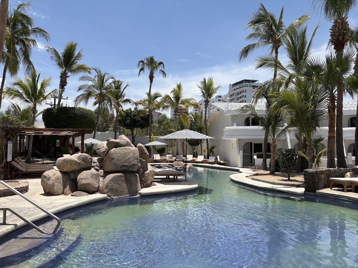 Hotel & Suites El Moro gallery 3
