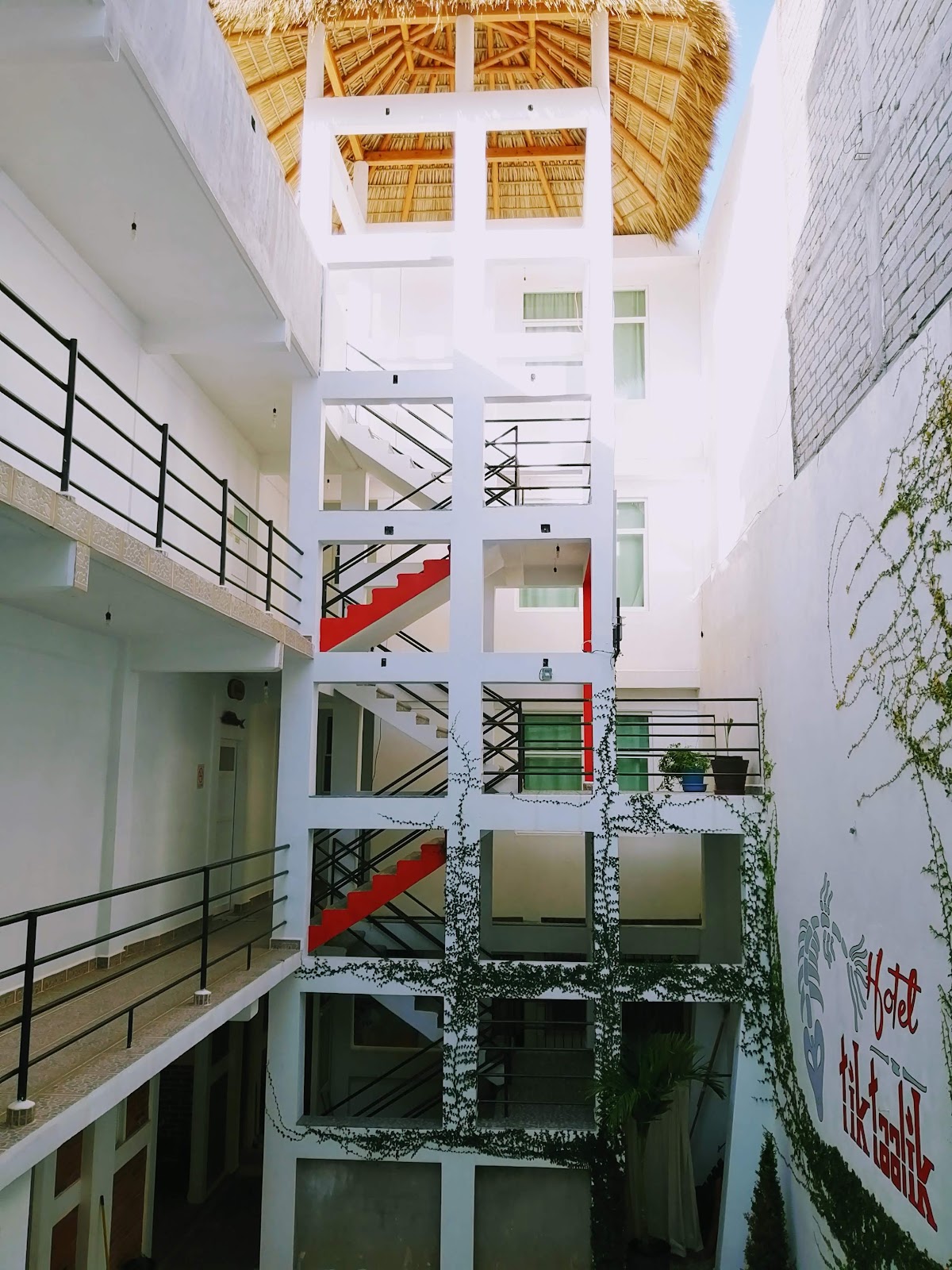 Hotel Tiktaalik gallery 6