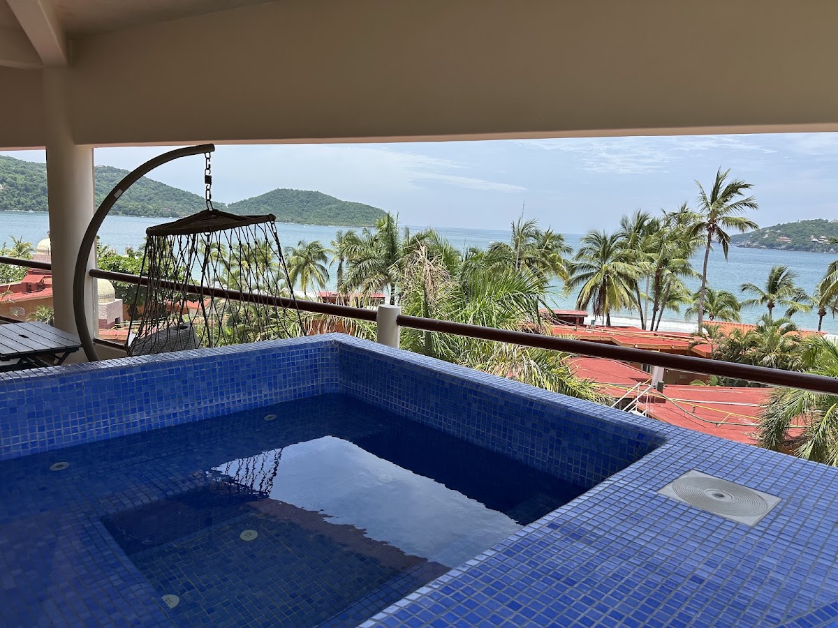 Hotel Villas Las Azucenas gallery 3
