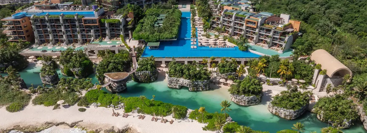 Hotel Xcaret Arte gallery 7