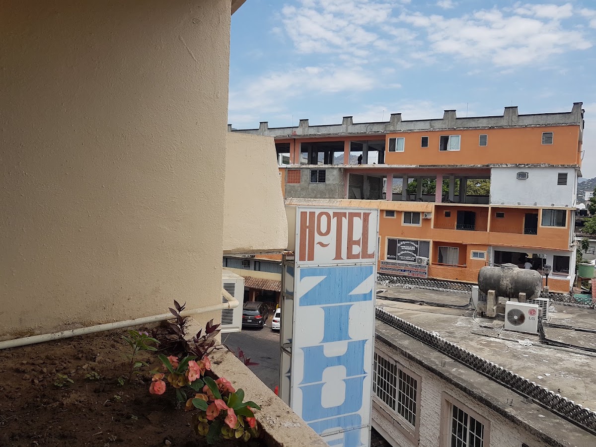 Hotel Zihuatanejo Centro gallery 10