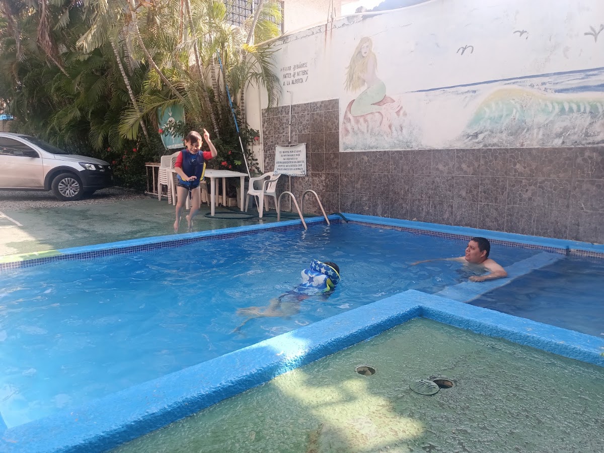 Hotel Zihuatlán gallery 8