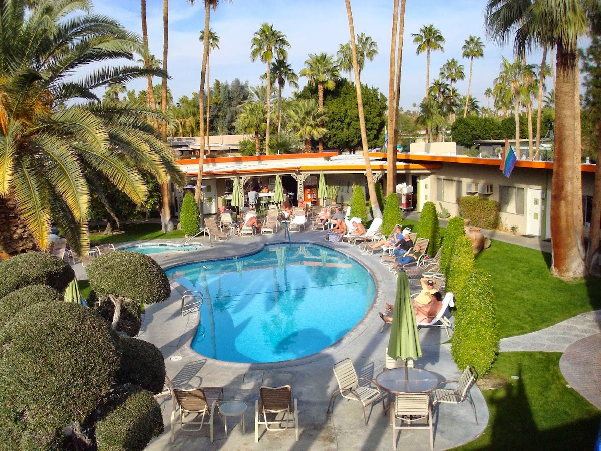 Inndulge Palm Springs gallery 8
