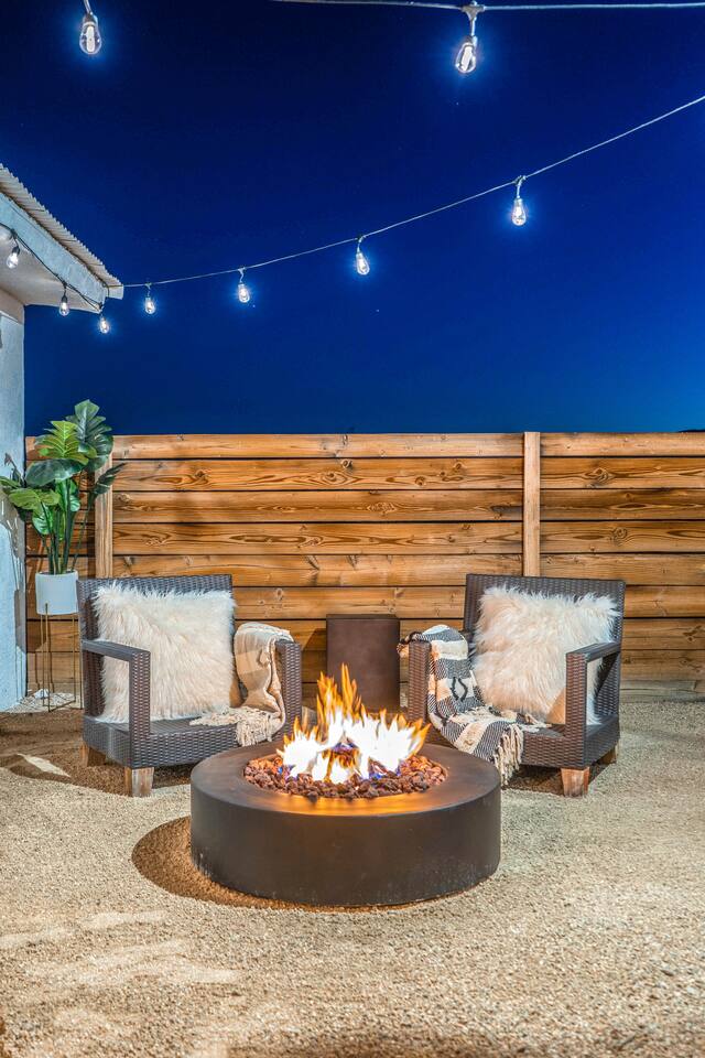 Moonlit Desert Stay Gated w Soaking Tub gallery 5