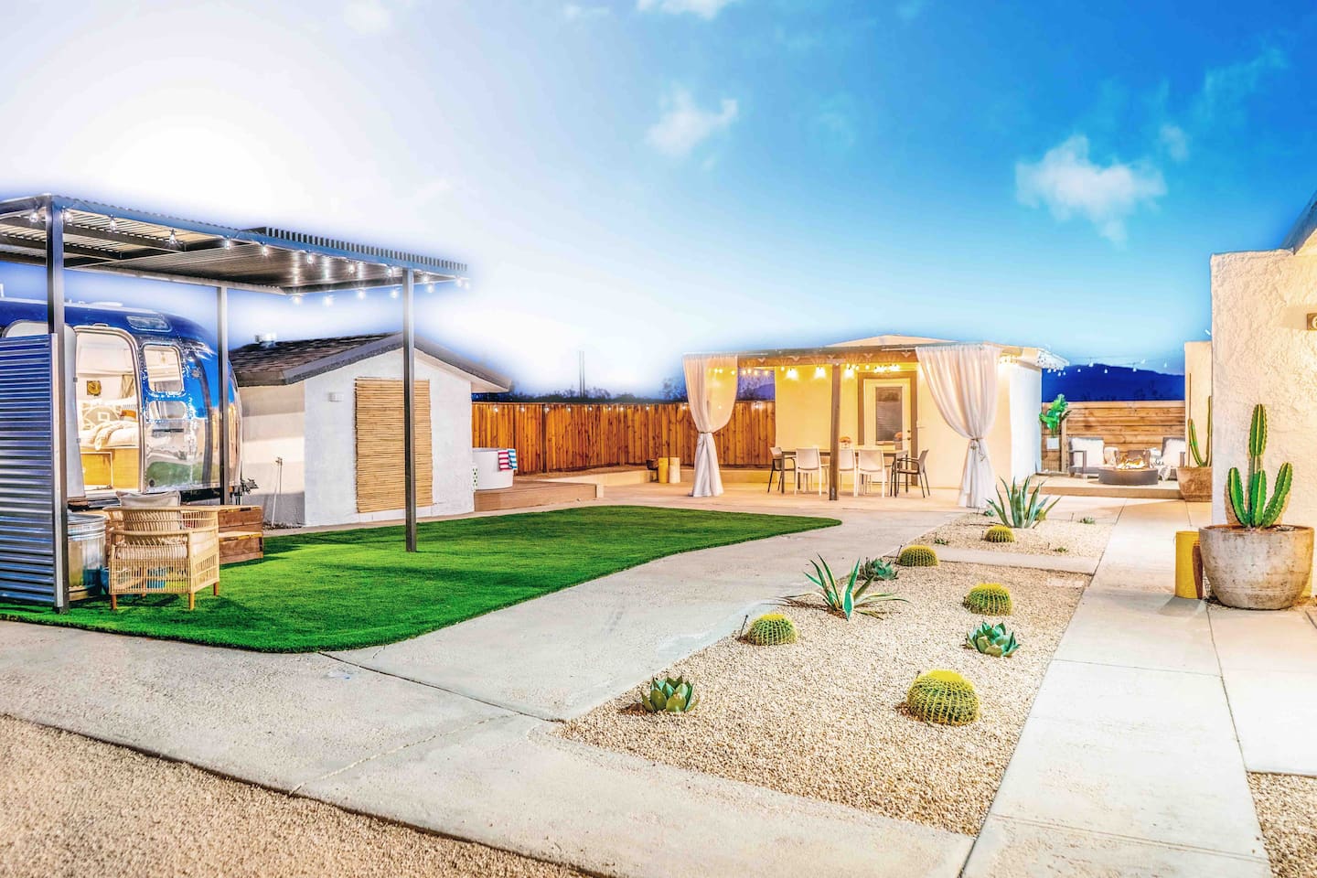 Moonlit Desert Stay Gated w Soaking Tub gallery 2