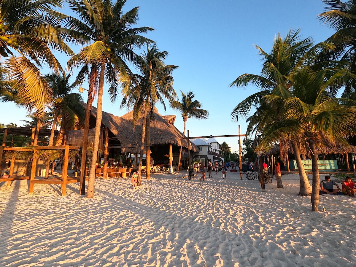 La Casa Naranja Isla Mujeres gallery 1