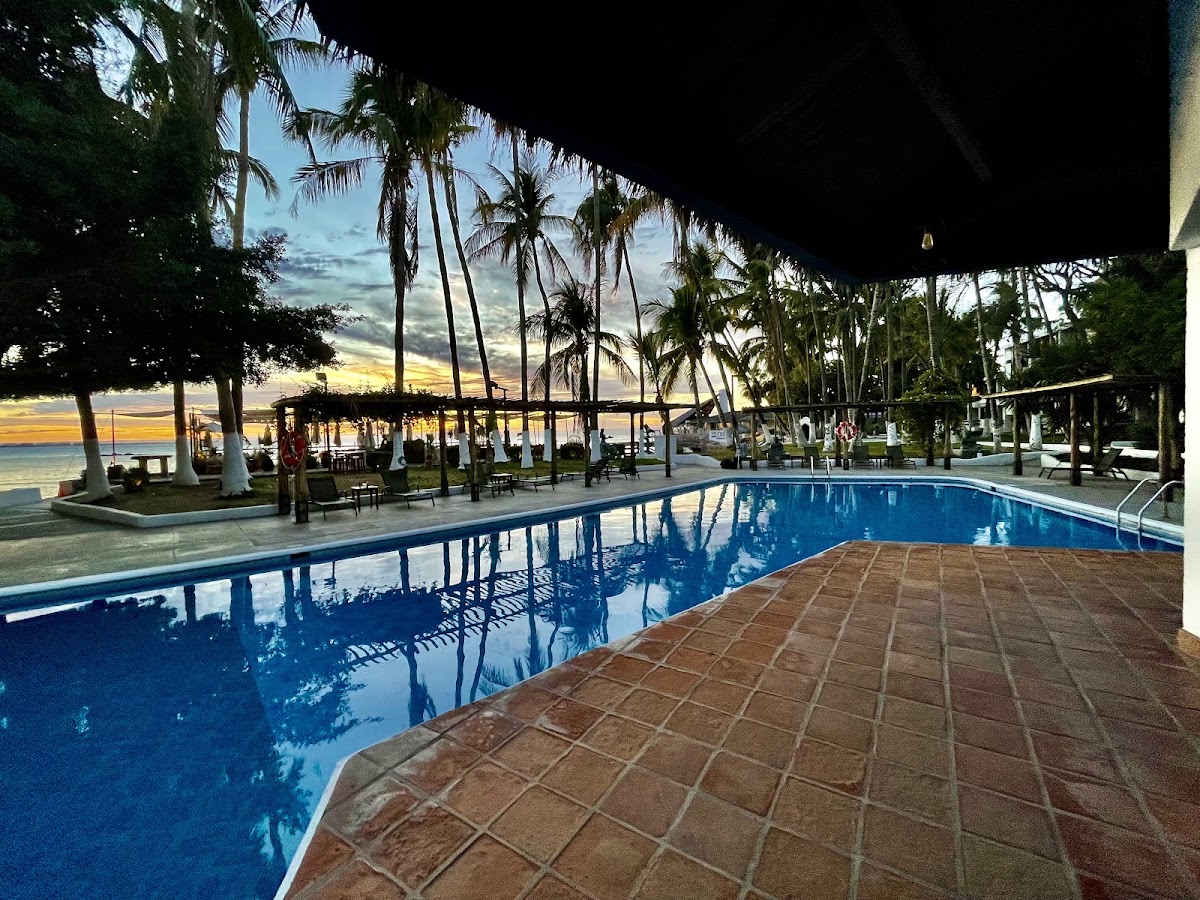 La Concha Beach Hotel & Club gallery 5