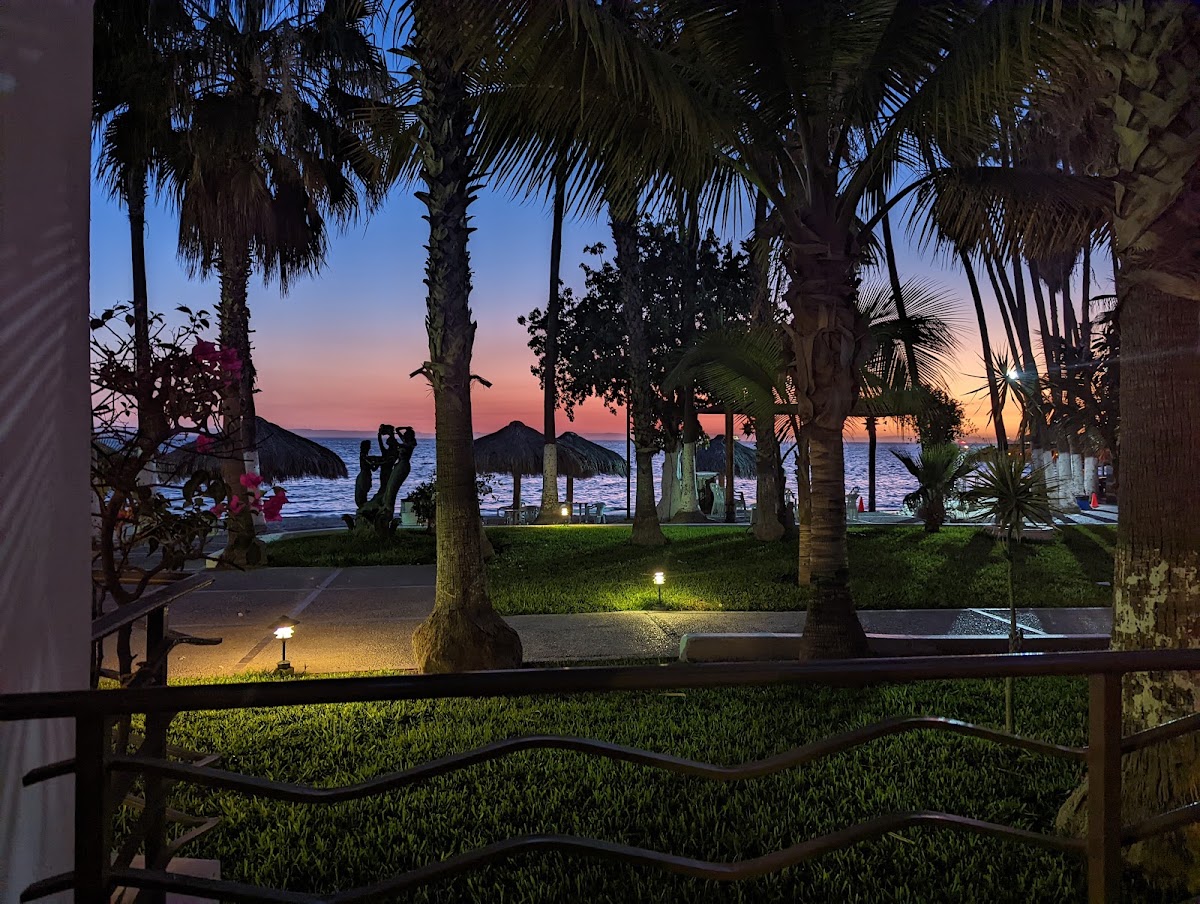 La Concha Beach Hotel & Club gallery 7