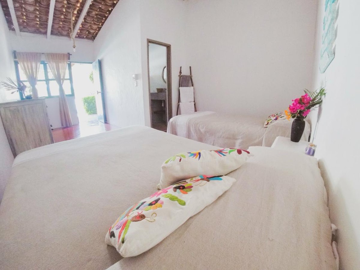 La Playita Beach House gallery 2