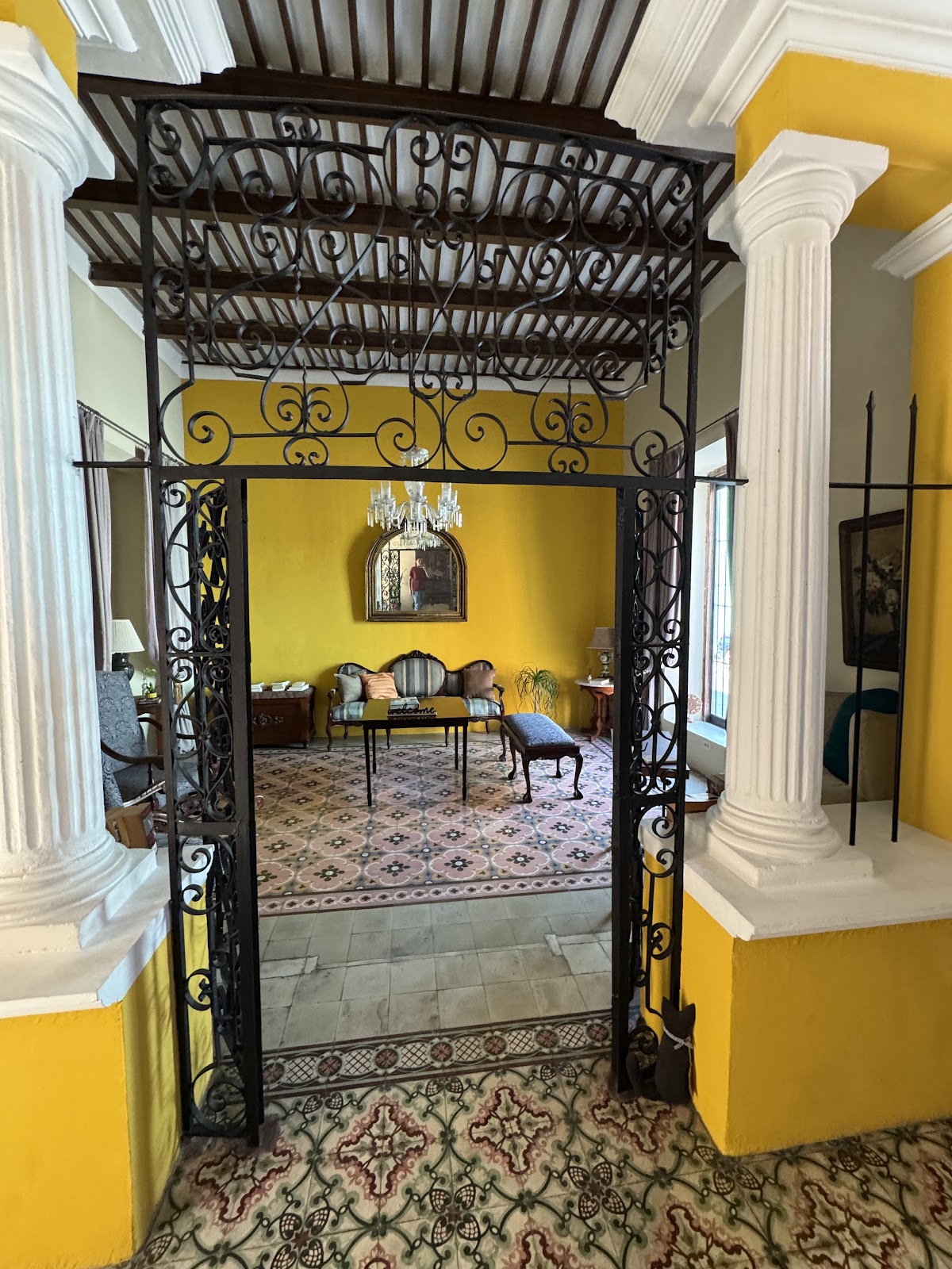 Las Escaleras gallery 9