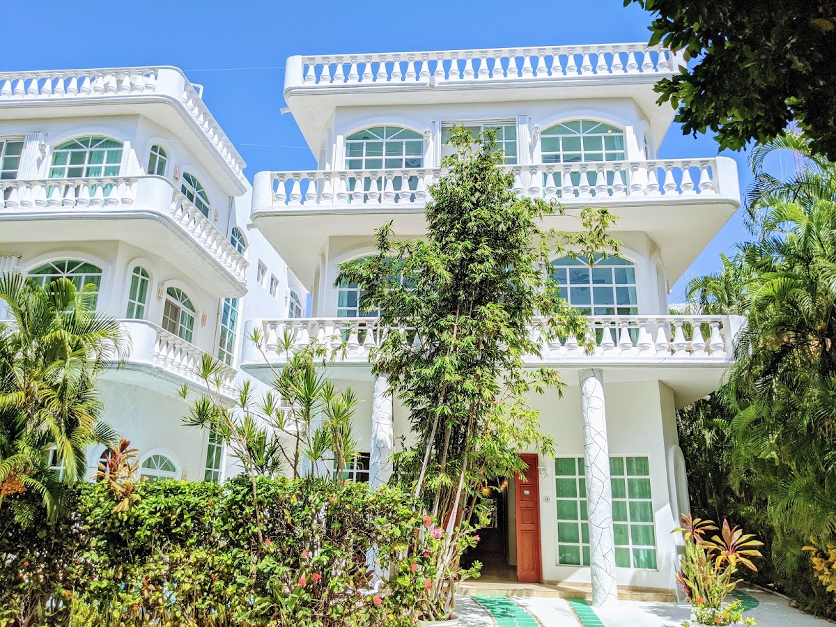 Los Castillos Villas of Playa Del Carmen gallery 1