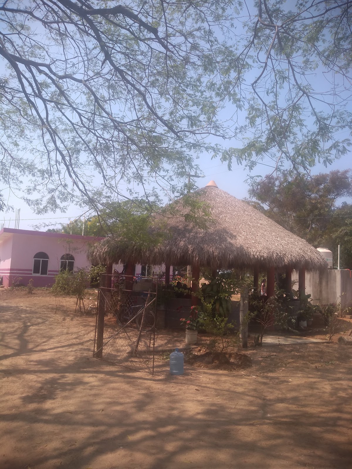 Los Naranjos Lakeside gallery 6