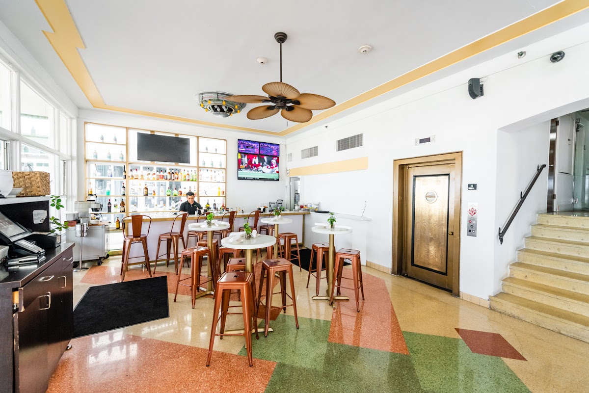 Majestic Hotel South Beach gallery 5