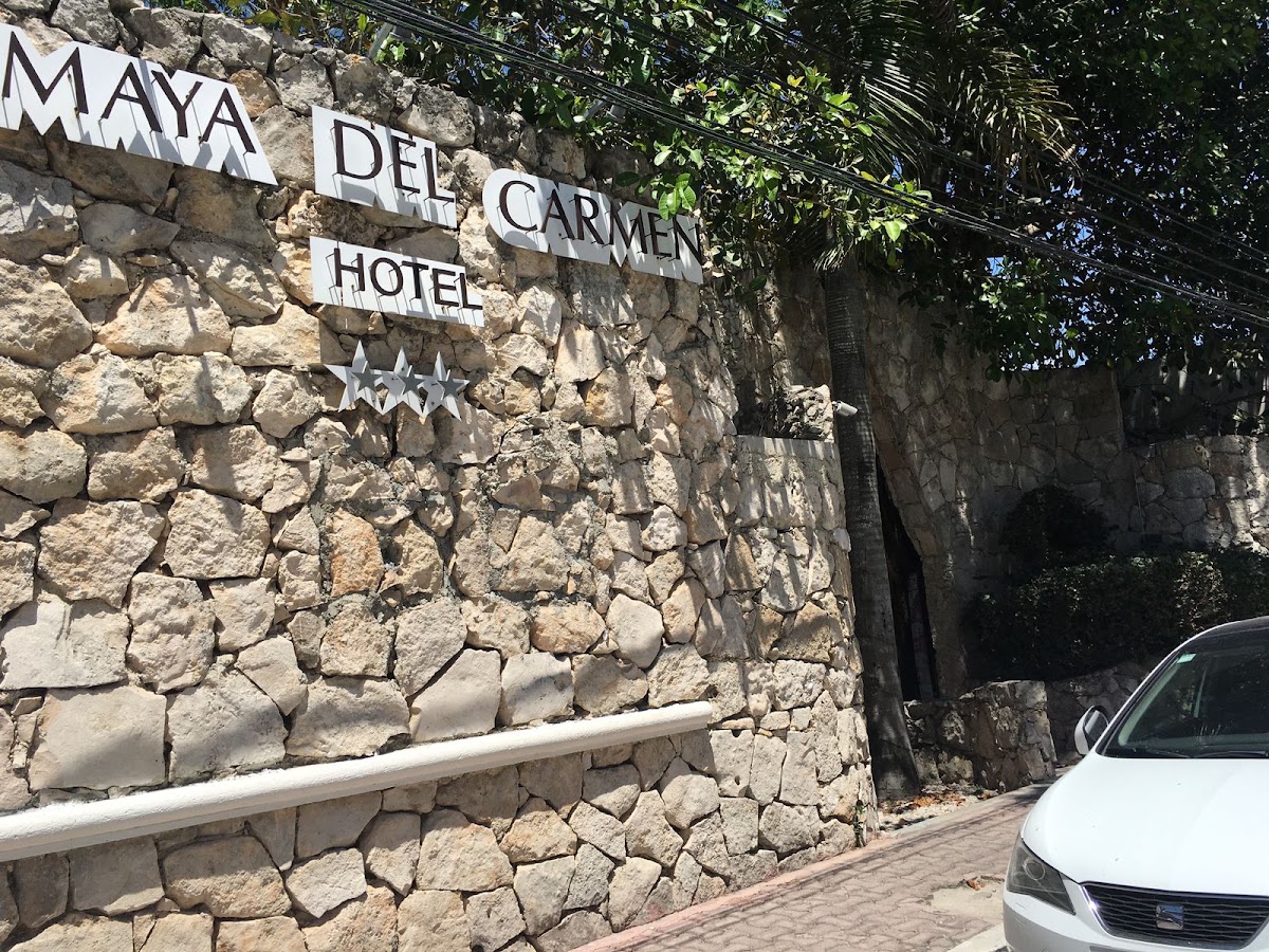 Maya del Carmen gallery 1