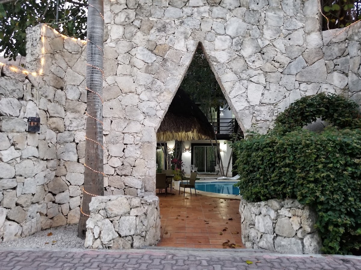 Maya del Carmen gallery 7