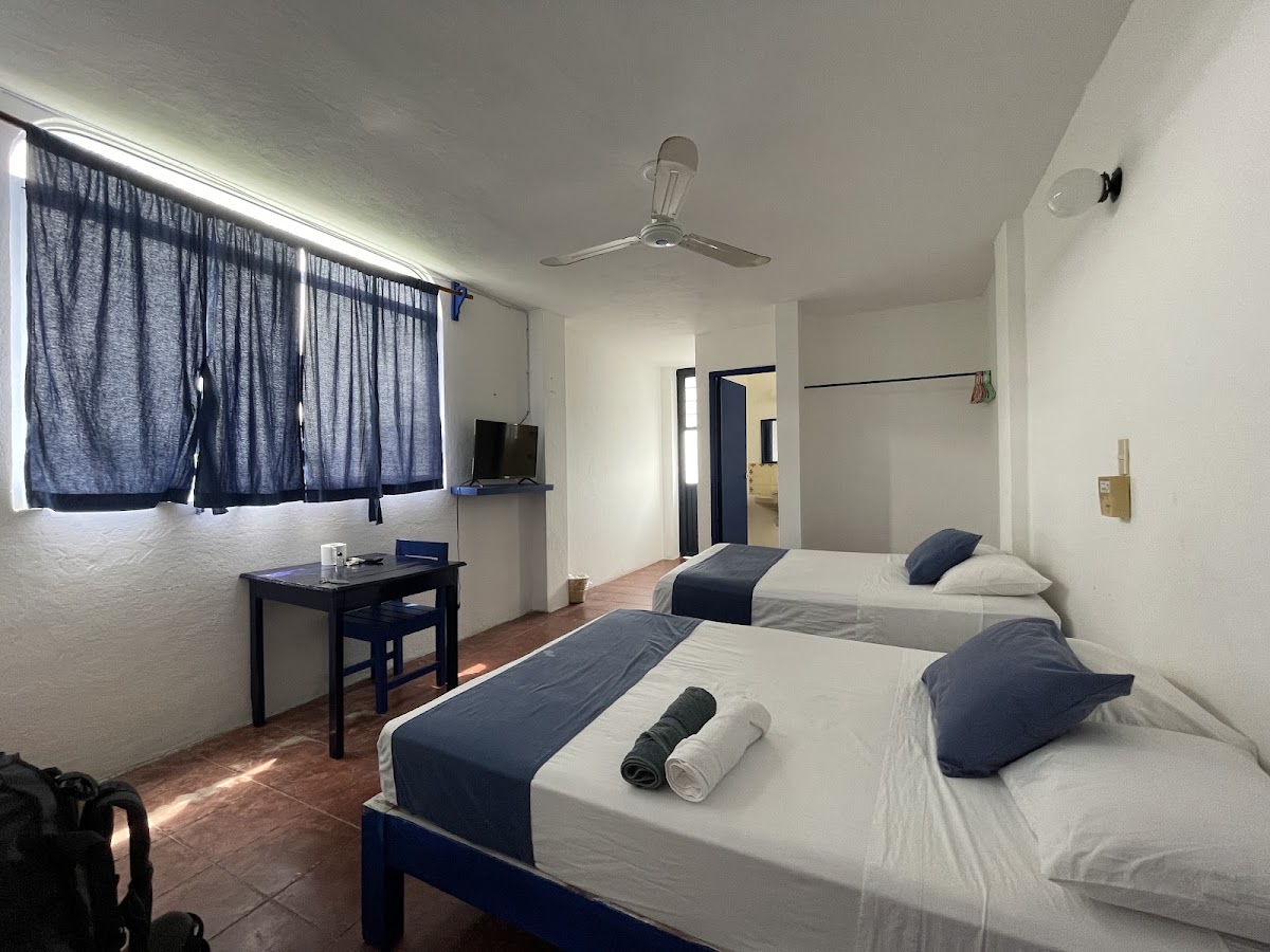 MayFlower Hotel & Hostal gallery 2