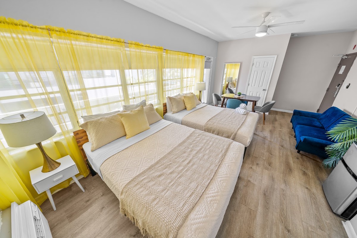 Miami International Apartments by Lowkl gallery 10