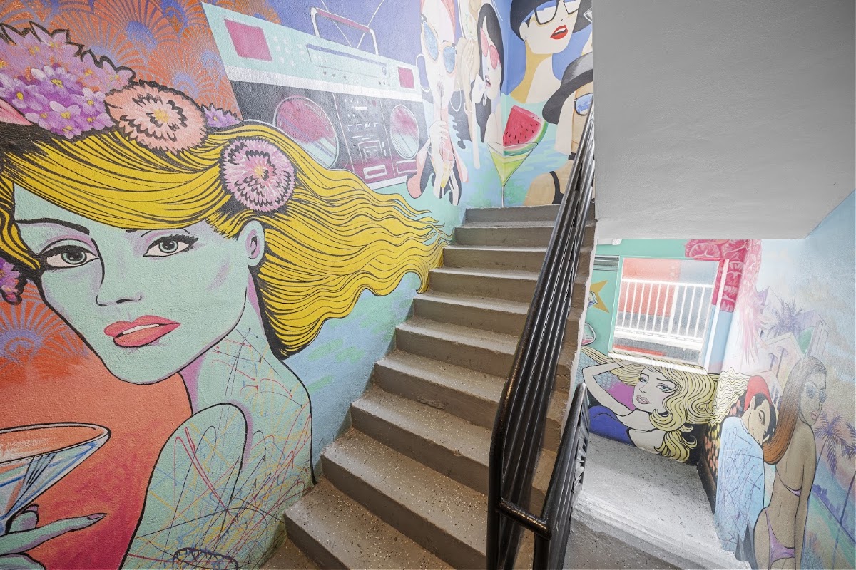 Miami International Apartments by Lowkl gallery 6