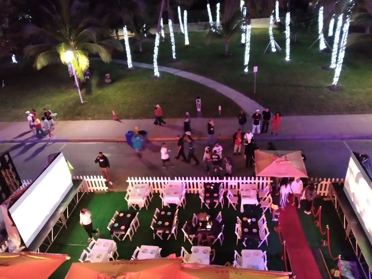 Miami Party Hostel gallery 7