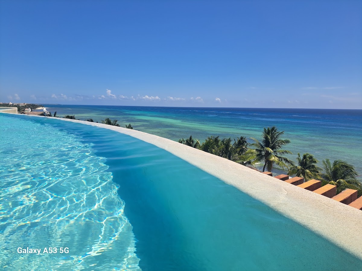 MVNGATA Beach Club & Rooftop gallery 7
