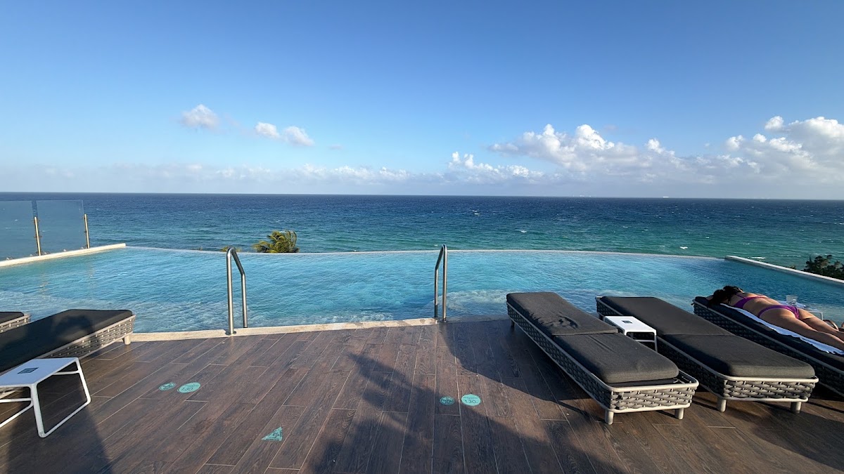 MVNGATA Beach Club & Rooftop gallery 9