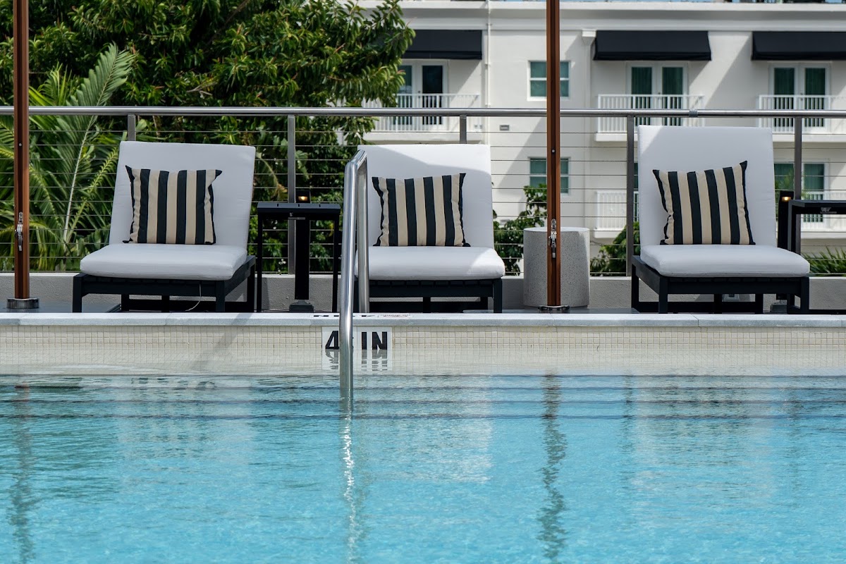 Nassau Suite South Beach, an All-Suite Hotel gallery 1