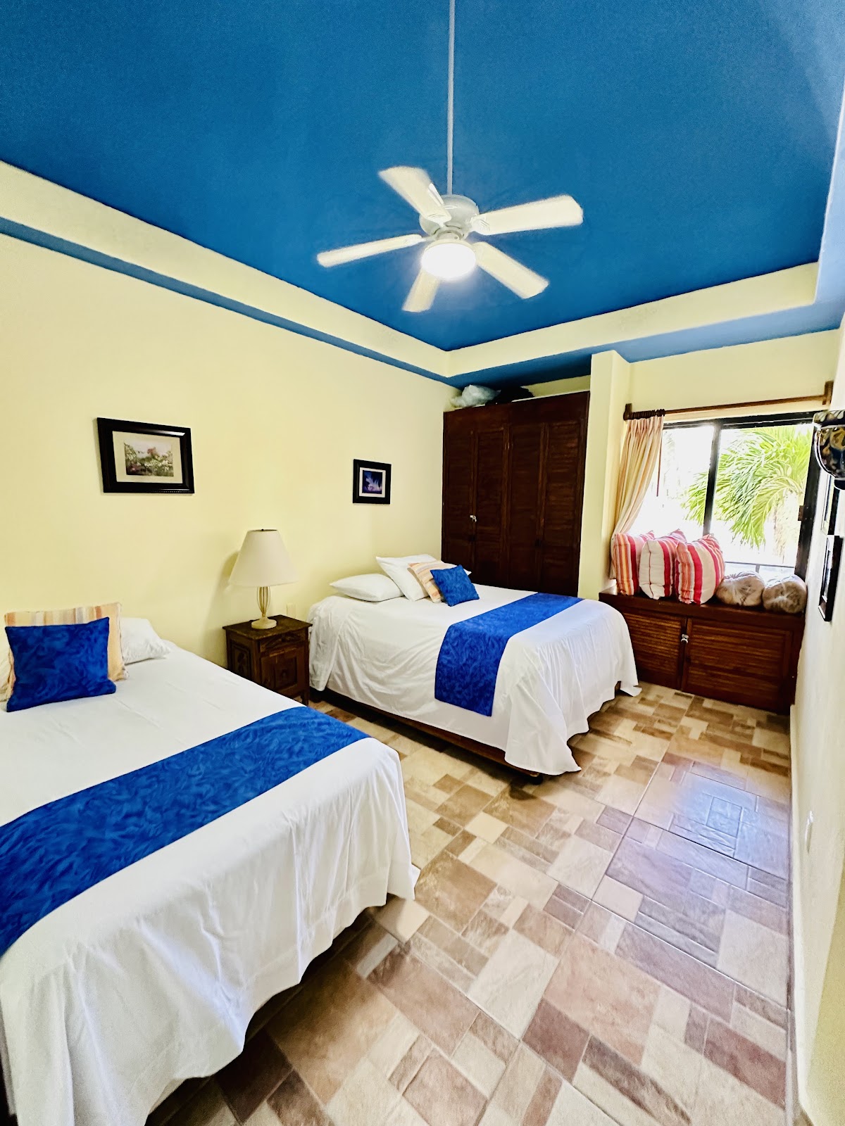 Nautibeach Condos gallery 6