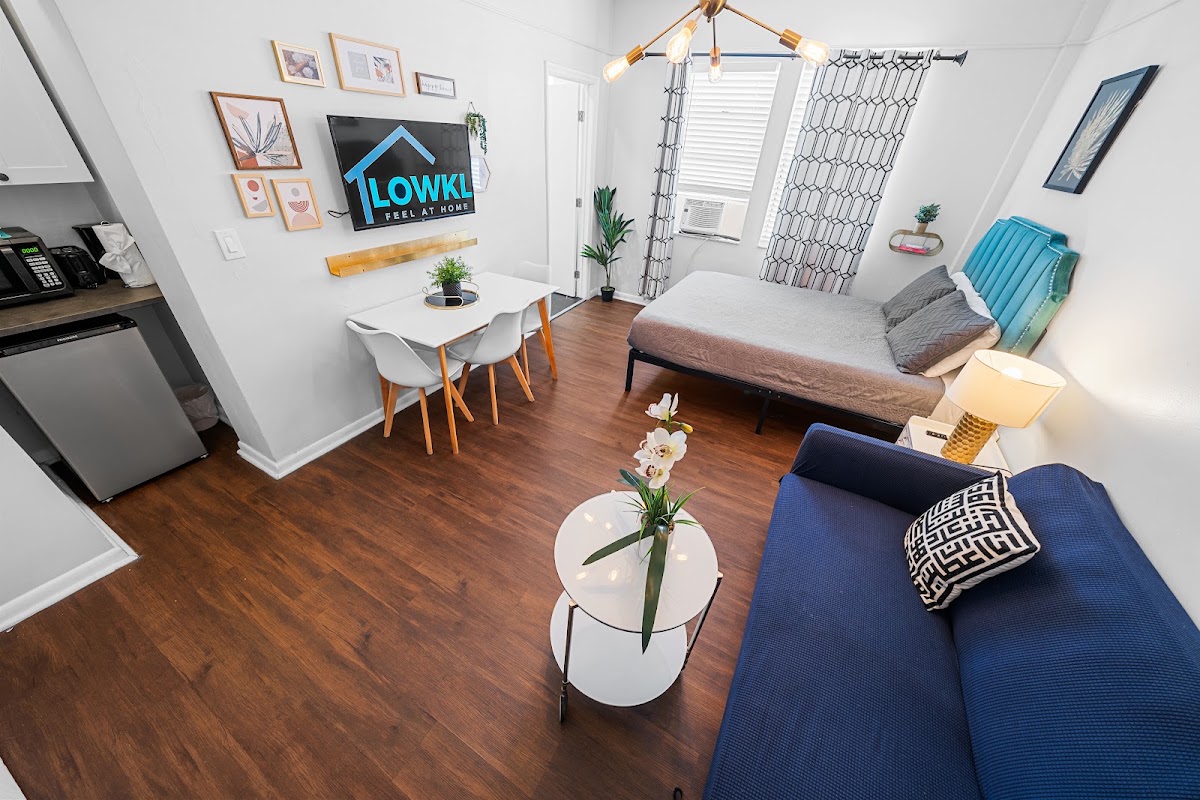 Nine20 Collins Apartments By Lowkl gallery 10