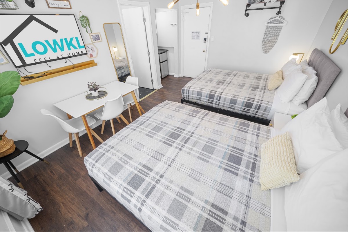 Nine20 Collins Apartments By Lowkl gallery 6