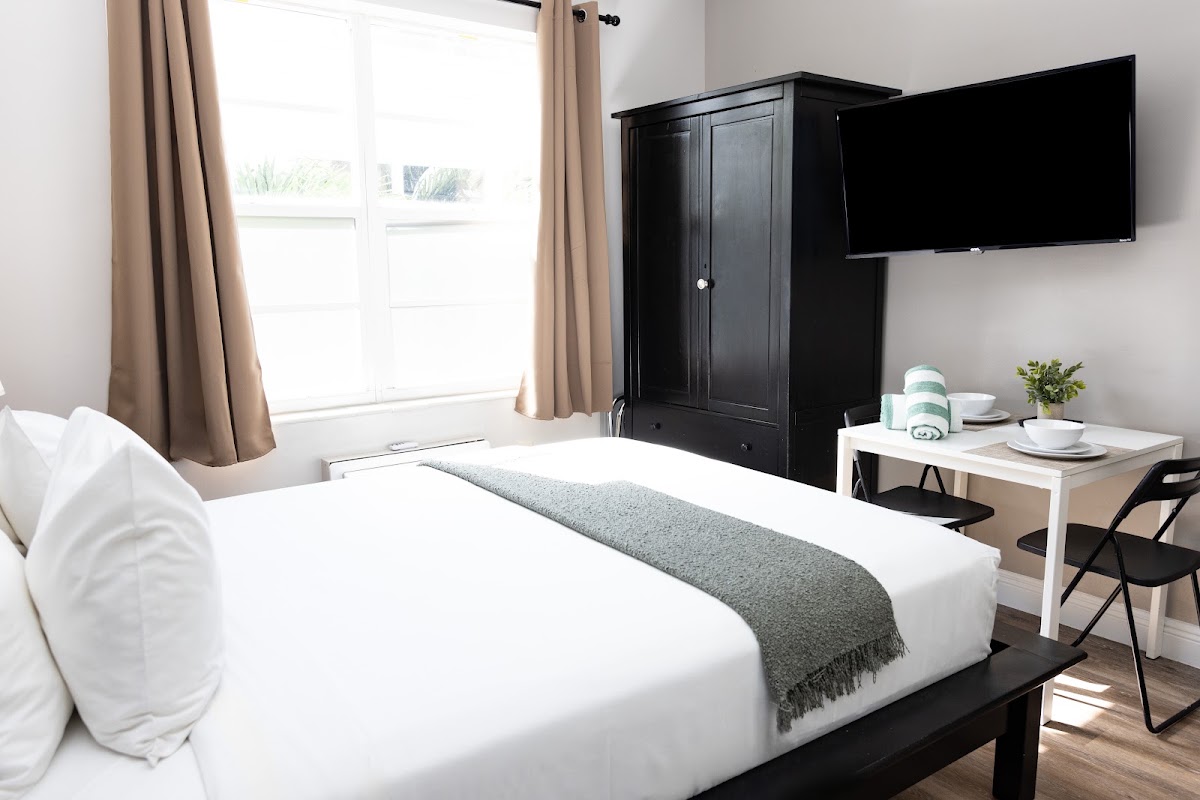 Ocean Reef Suites gallery 2