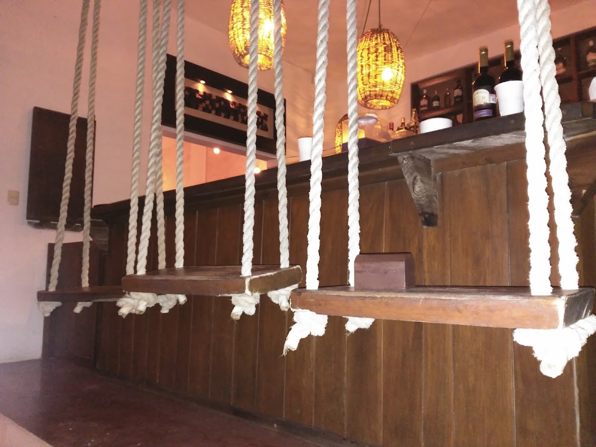 OM Condominium gallery 3