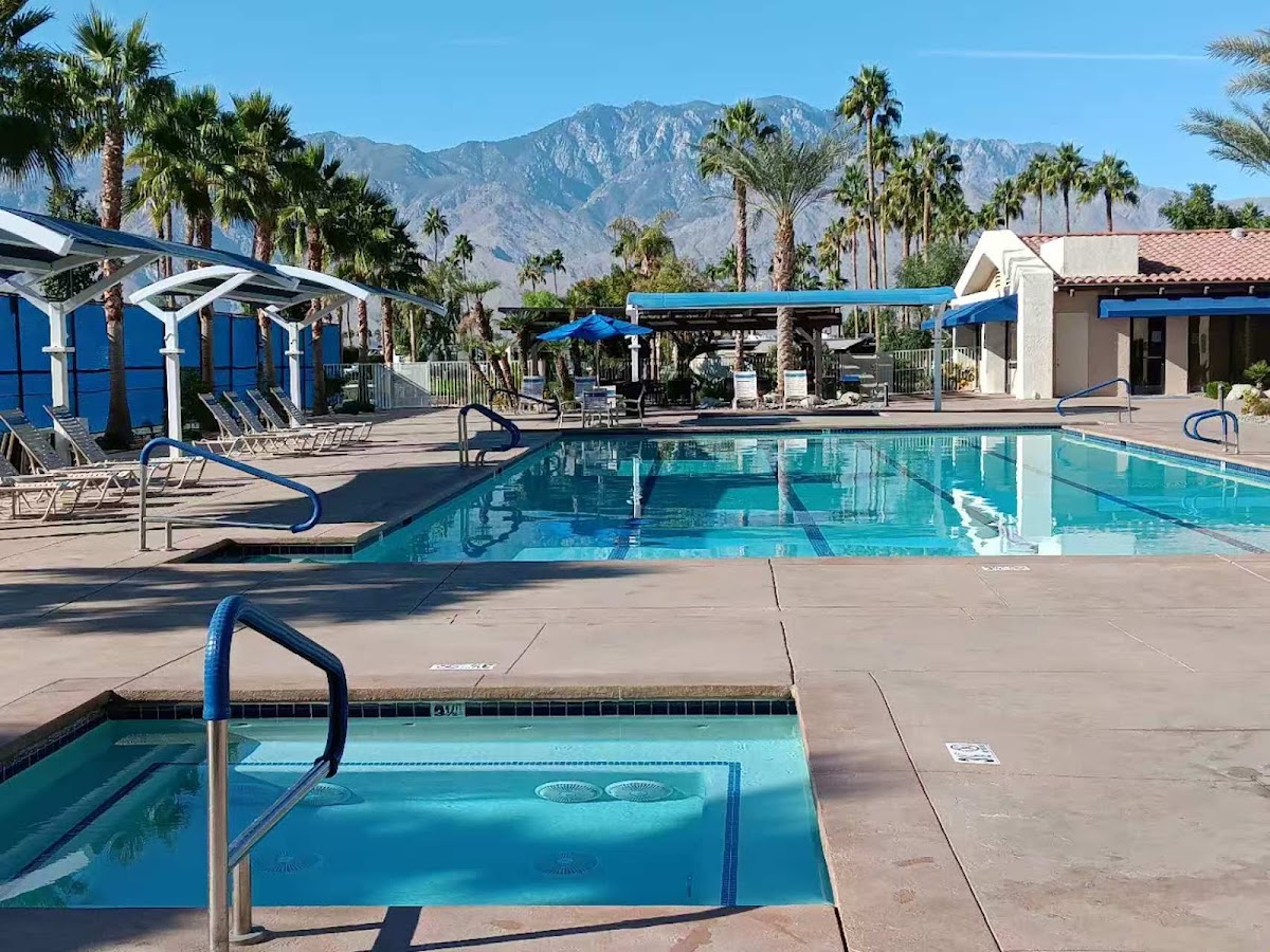 Outdoor Resort Palm Springs gallery 9