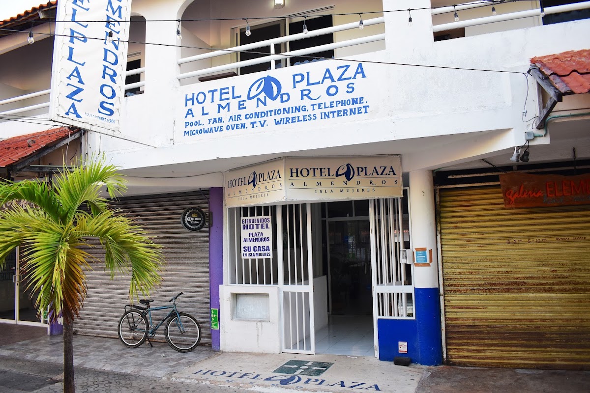 Plaza Almendros Hotel Isla Mujeres gallery 9