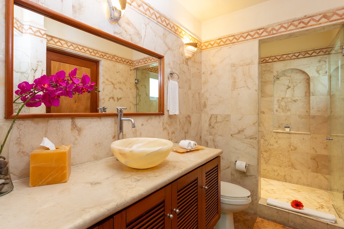 Porto Playa Condo Hotel & Beach Club gallery 4