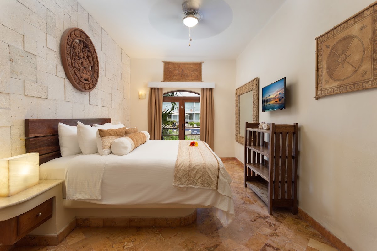 Porto Playa Condo Hotel & Beach Club gallery 5