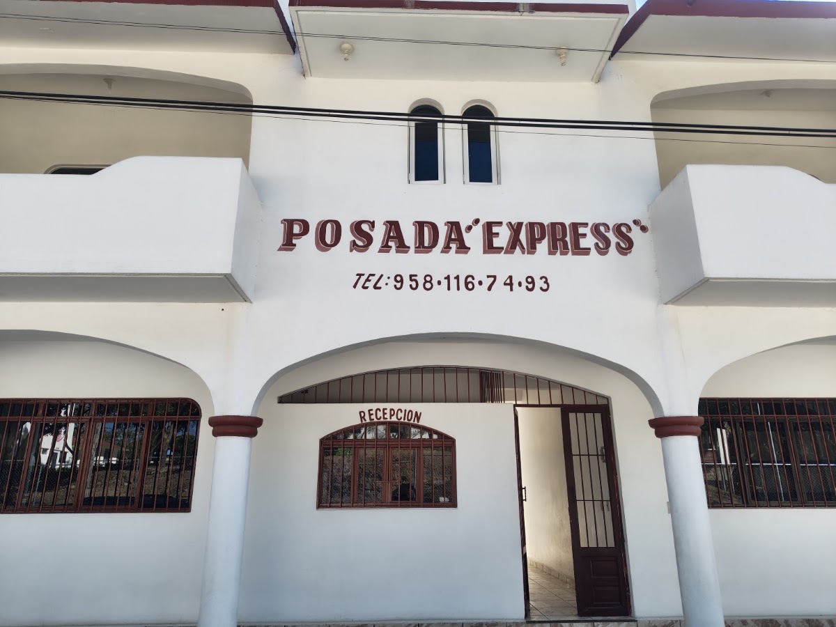 Posada Express gallery 8
