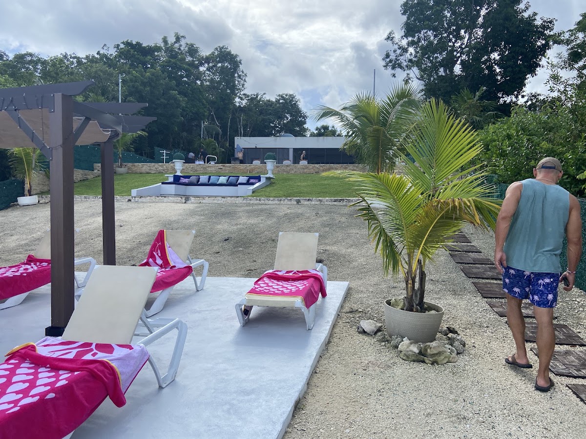 Queen of Cozumel gallery 10