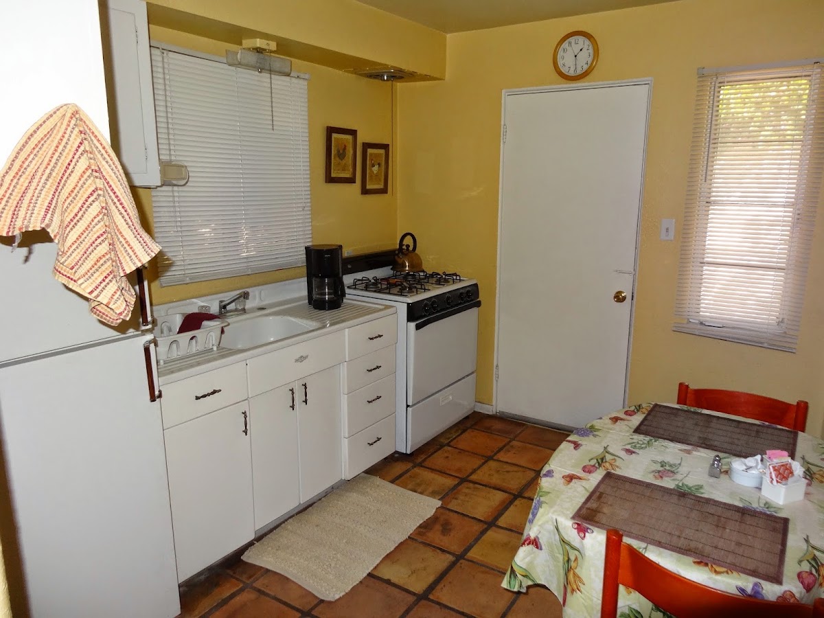 Queen of Hearts Resort gallery 3