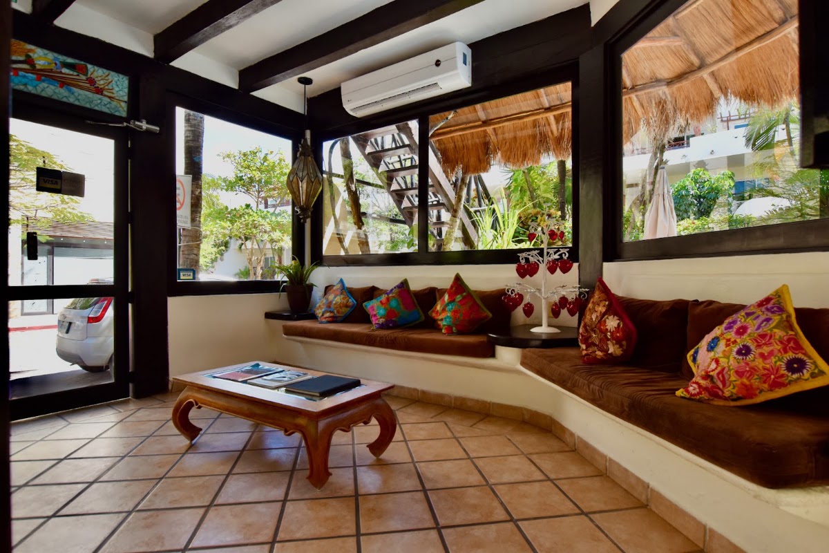 Riviera Del Sol gallery 4