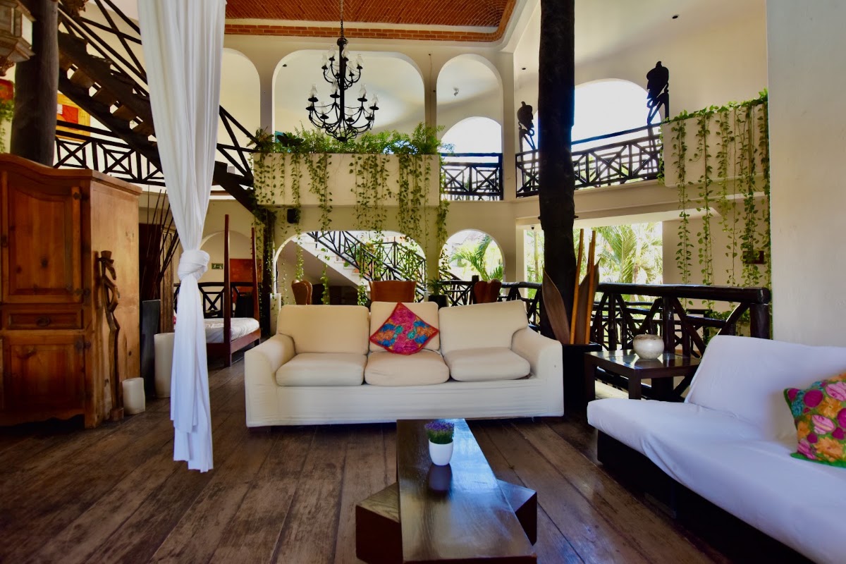 Riviera Del Sol gallery 5