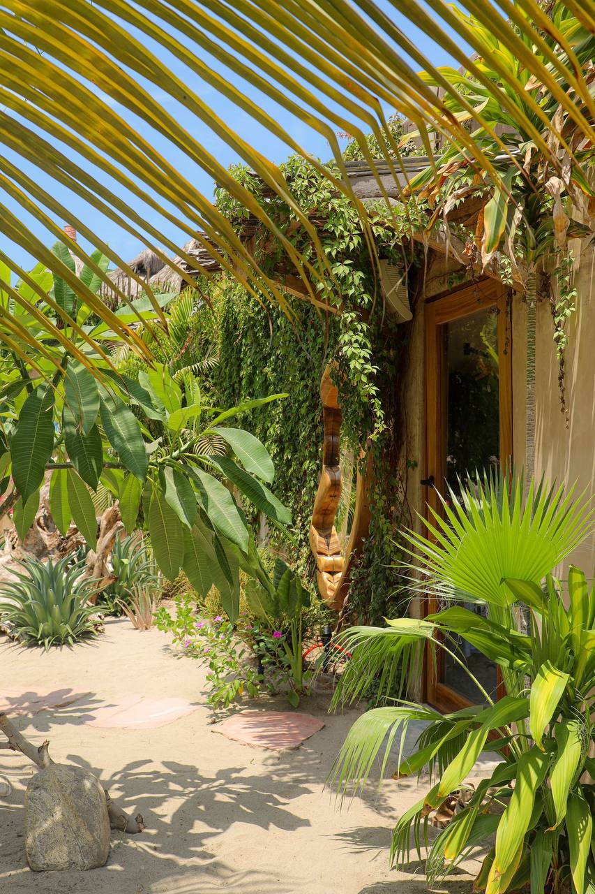 Secret Beach Hostel gallery 1