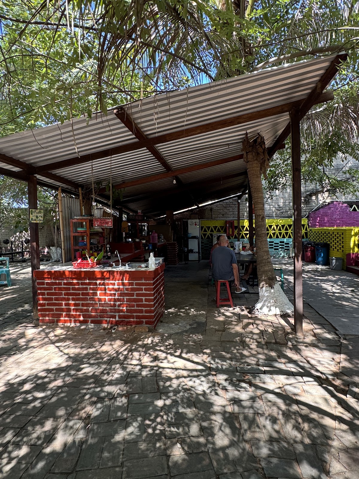Shalom Backpacker Hostel gallery 10