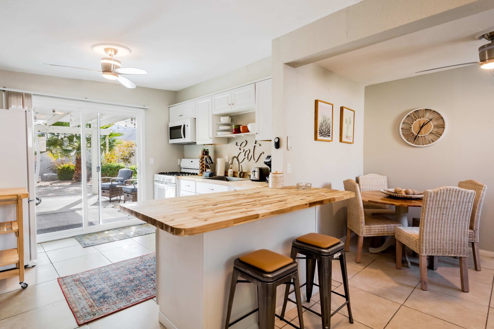 4BR Palm Springs Pool Villa w Casita & Spa gallery 8