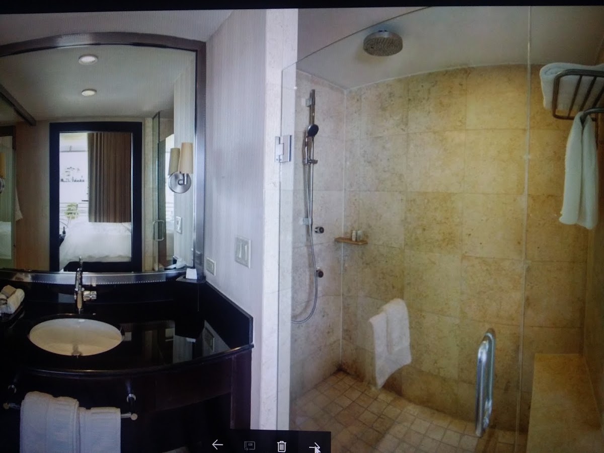 SoBe Ocean Drive Suites gallery 2